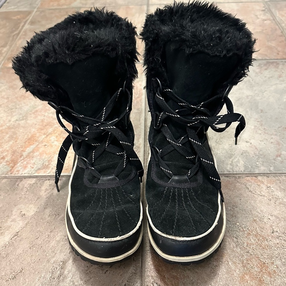 Sorel snow boots - Picture 1 of 4